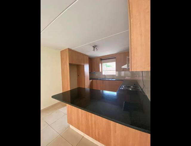 2 BEDROOM PROPERTY TO RENT IN VORNA VALLEY